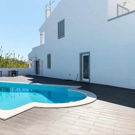 Akivillas Oura Targa فيلة البوفيرا